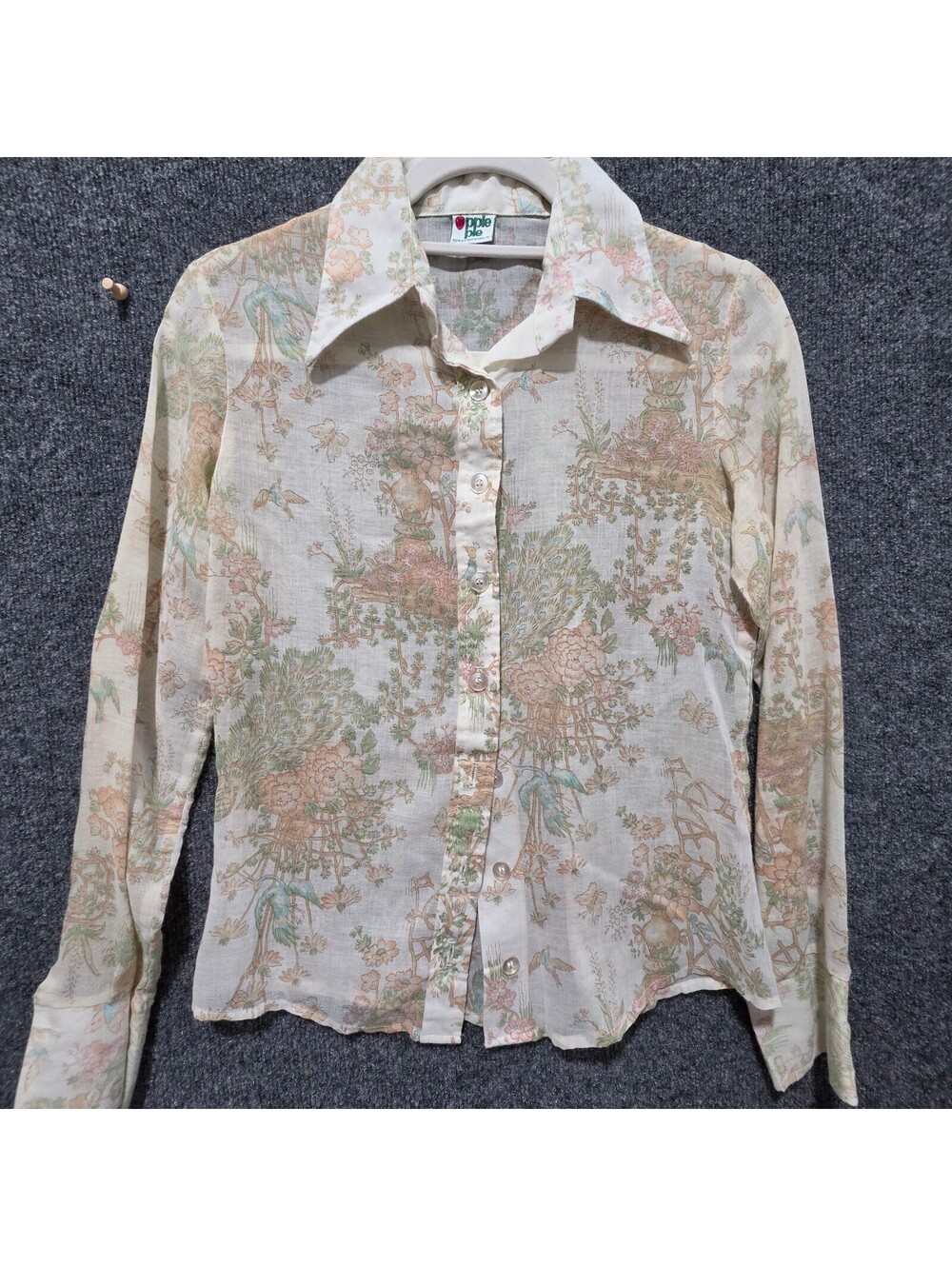 VS10. Vintage 70s Apple Pie Chinoiserie Peacock Floral Sheer Blouse